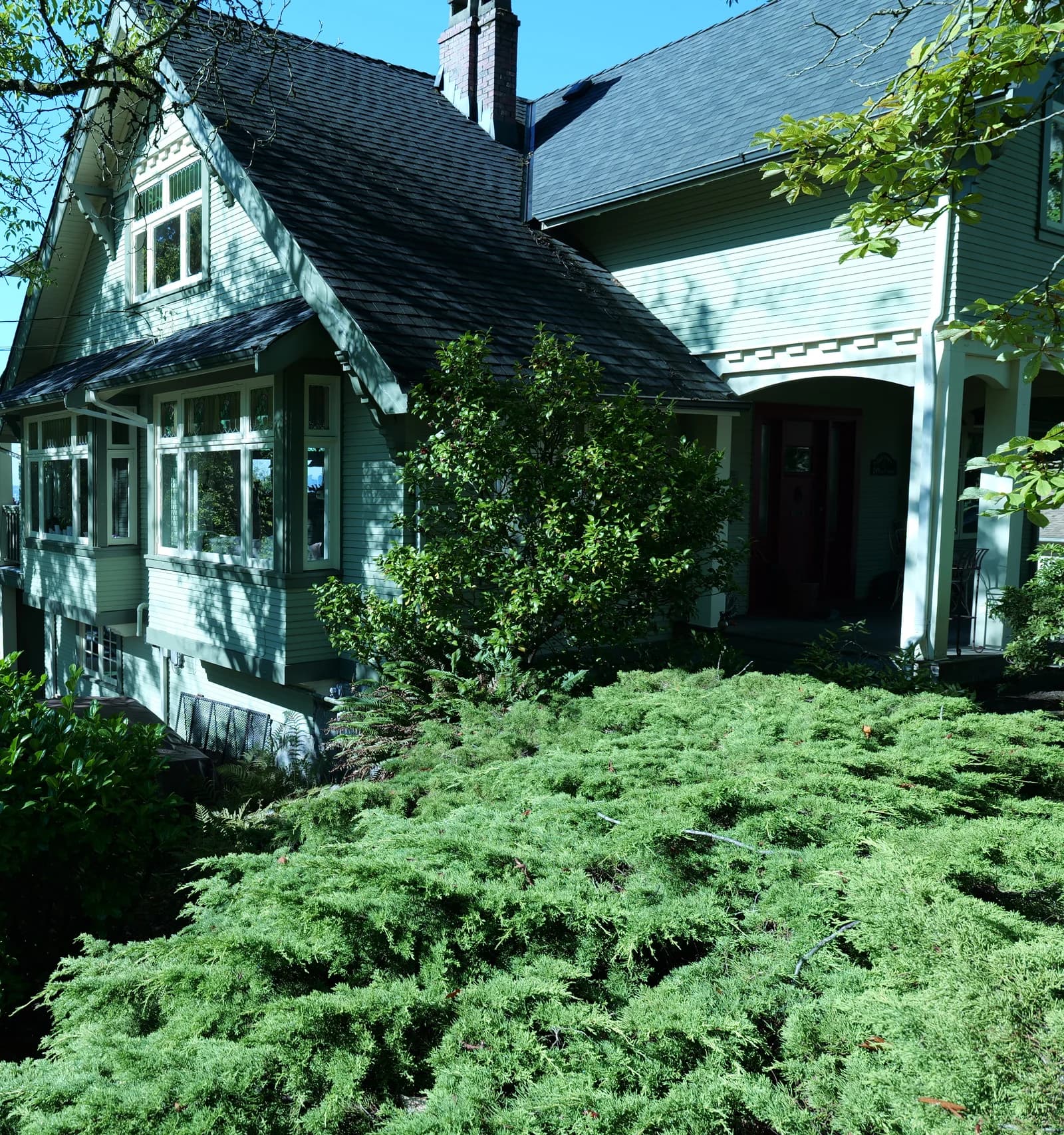 Beautifully maintained home and garden